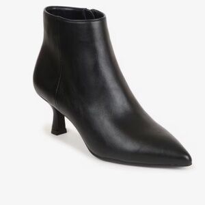 Anne Klein iflex  Low Booties, Black Boots US Size 8, BRAND NEW,No Box ,No Tags.